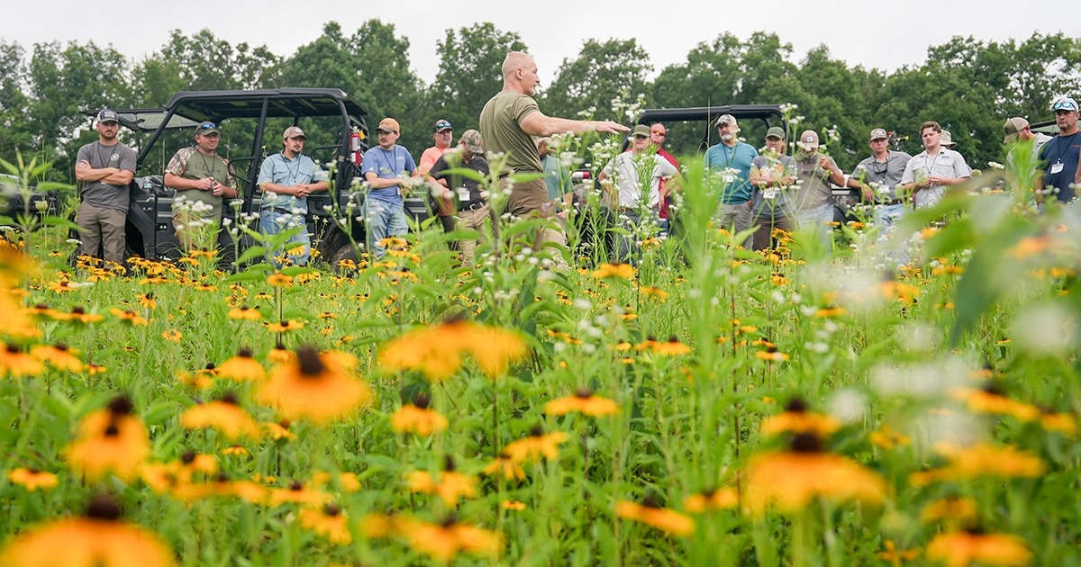 Deer Steward Class Highlights Public-Land Habitat Work at Buffalo Ridge Refuge