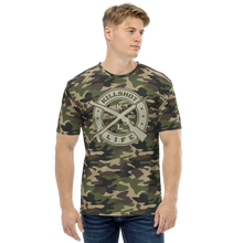 Load image into Gallery viewer, Men&#39;s Classic Camo T-shirt
