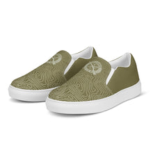 Load image into Gallery viewer, Men’s Slip-On Canvas Shoes - Tan Topo
